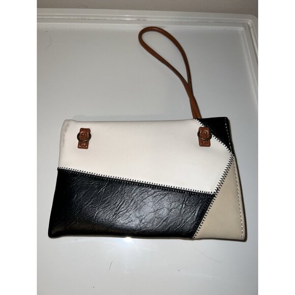UNIVERSAL THREAD Faux Leather Colorblock Wristlet Wallet Patches - Picture 4 of 8
